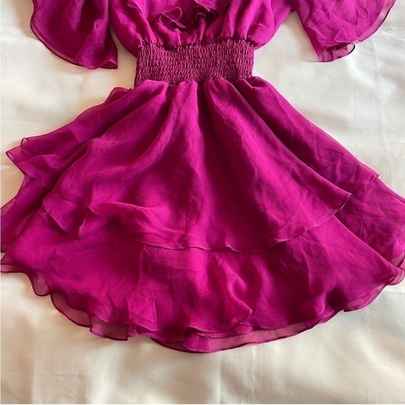 Gilner Farrar- Flutter Sleeve Smock Waist V-neck Magenta Finley Dress Size Small - Picture 9 of 9